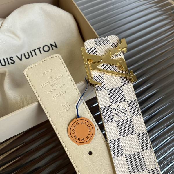 Louis Vuitton 40MM Belt LVB00363